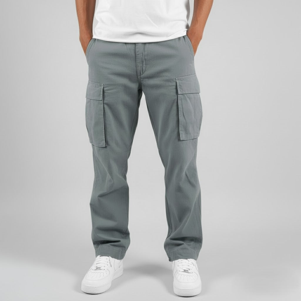 Bendro | Relaxed Fit Black Cargo Pants with Side Pockets 7