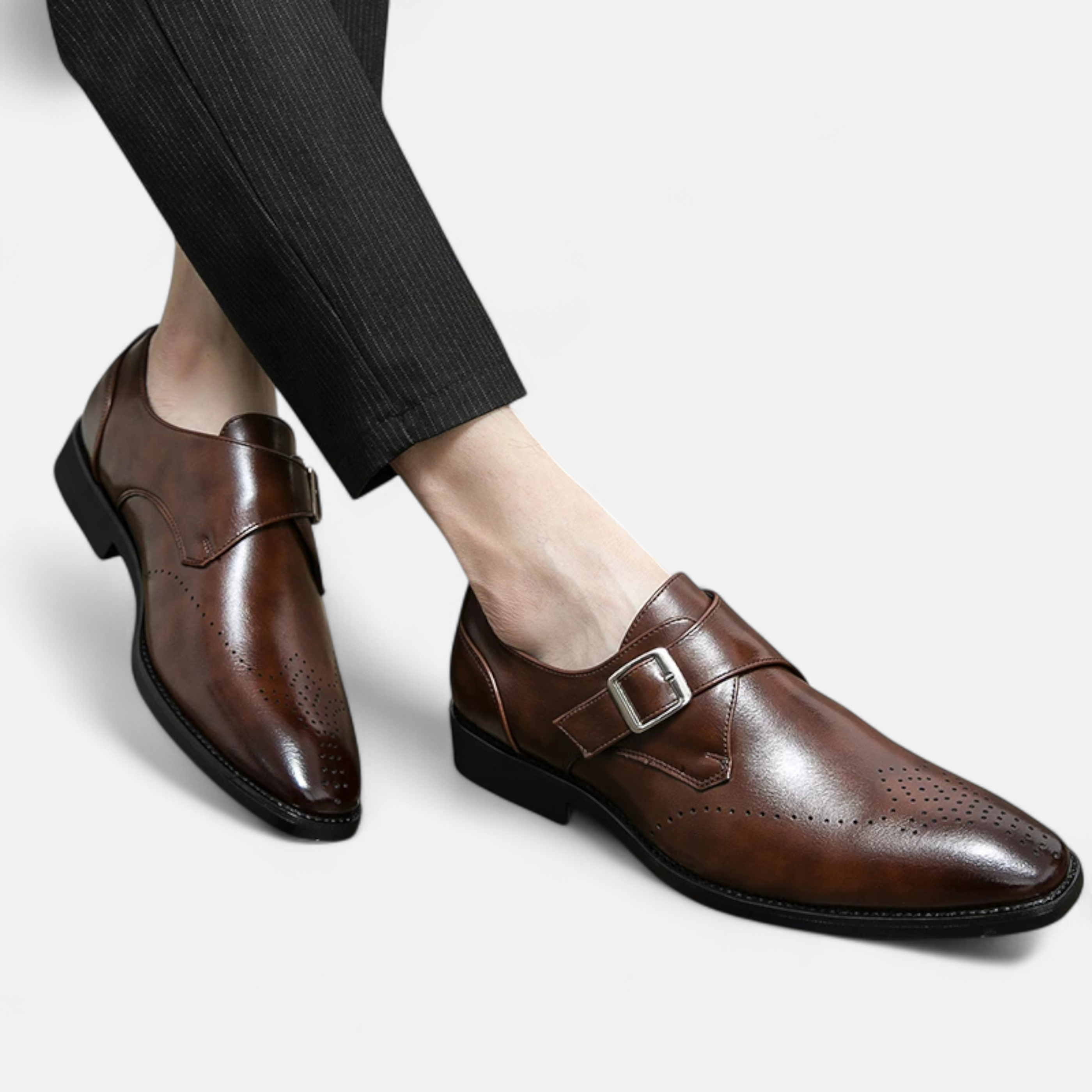 Blick | Buckle-Detail Black Dress Shoes 7