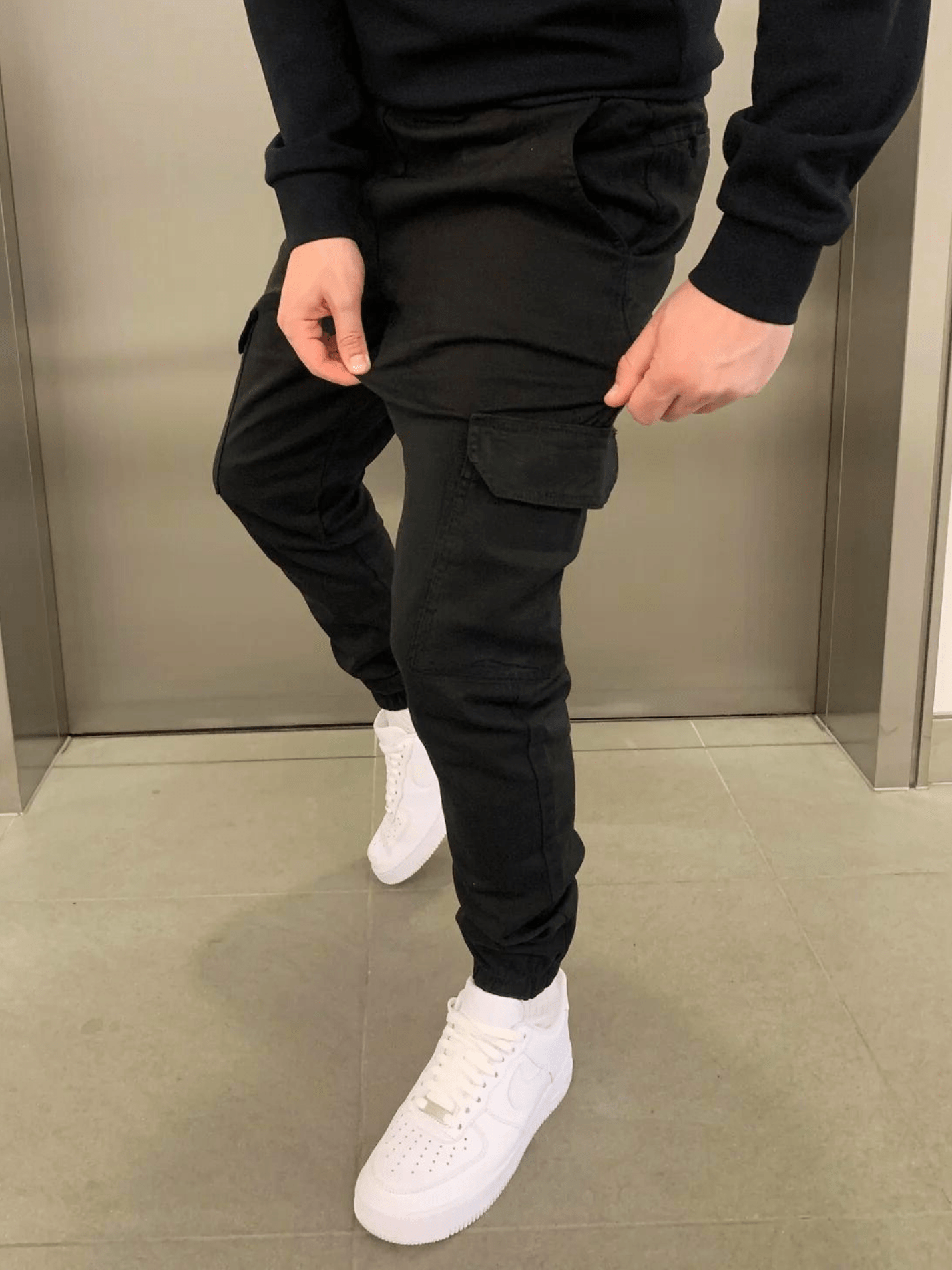 Caro | Skinny Cargo Joggers with Drawstring 1
