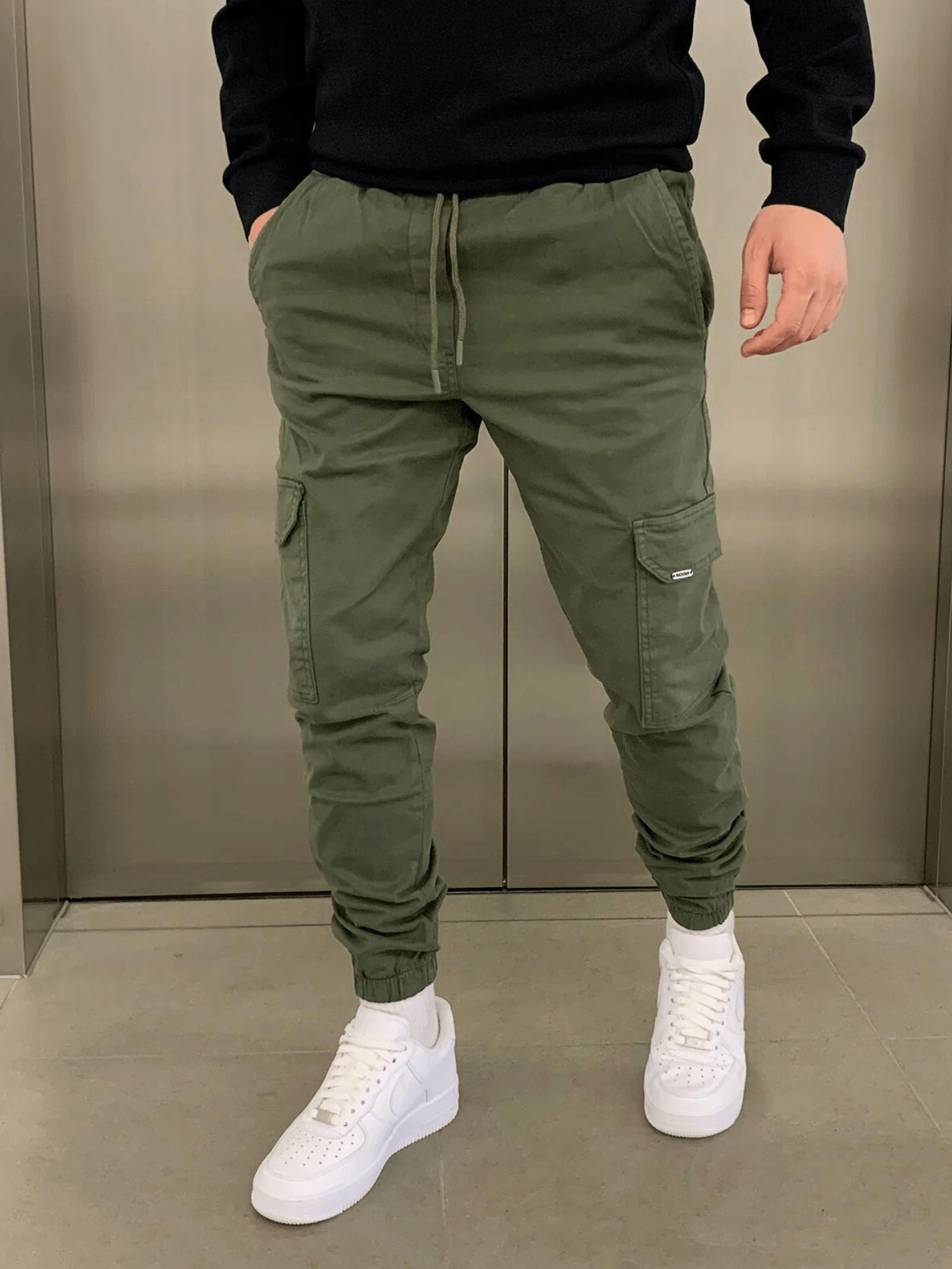 Caro | Skinny Cargo Joggers with Drawstring 5