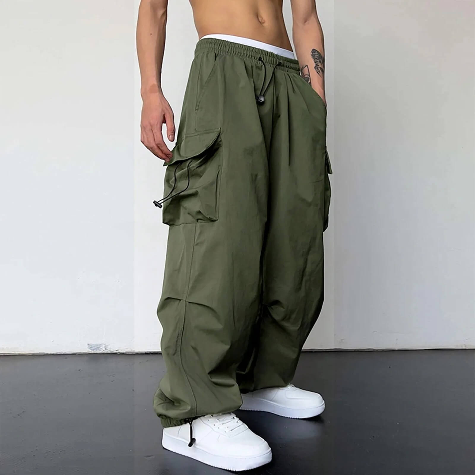 Cavo | Loose Fit Cargo Joggers with Elastic Waist 7