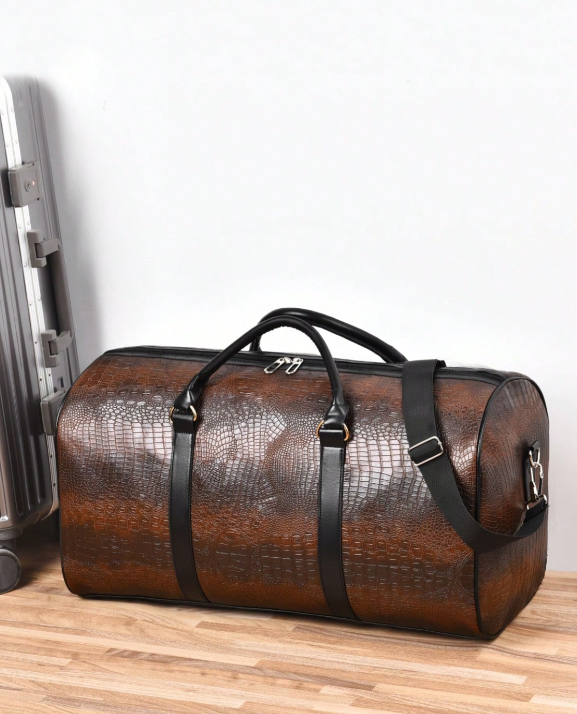 Leather Travel Duffel Bag for Men | Corvian