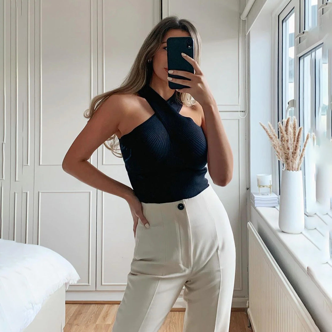 Nivara | Halter Neck Black Tank Top 1