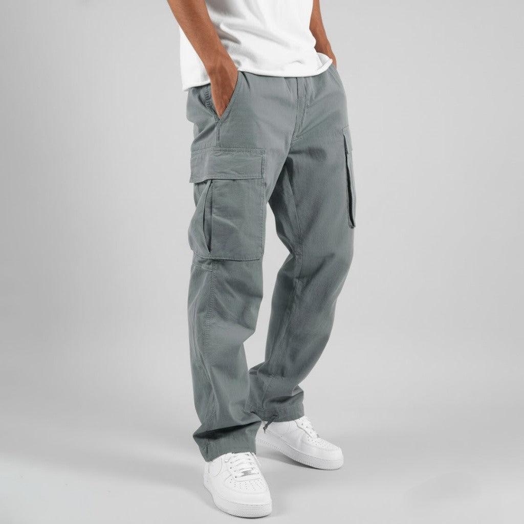 Bendro | Relaxed Fit Black Cargo Pants with Side Pockets 8