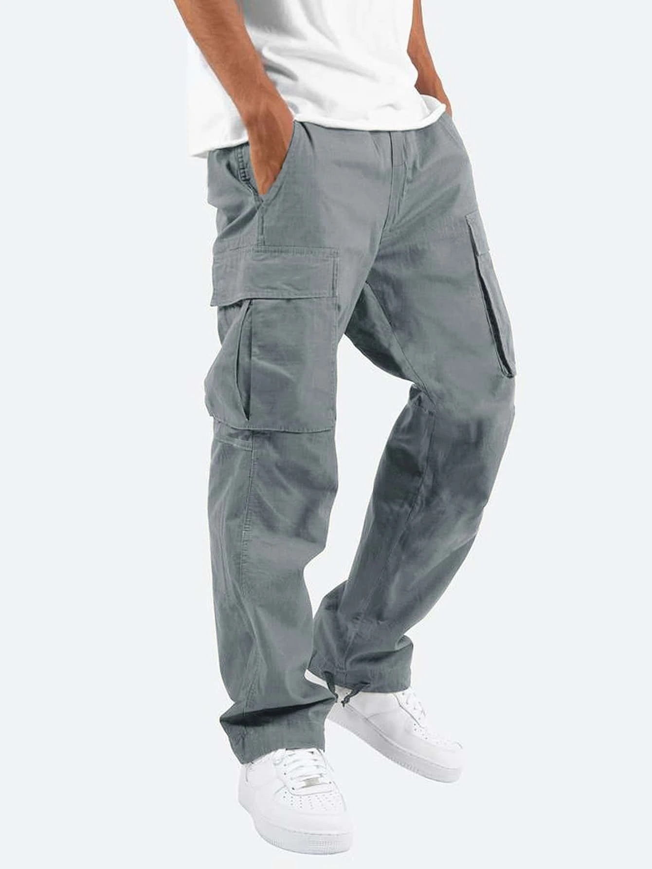 Jaro | Relaxed Fit Black Cargo Pants 1
