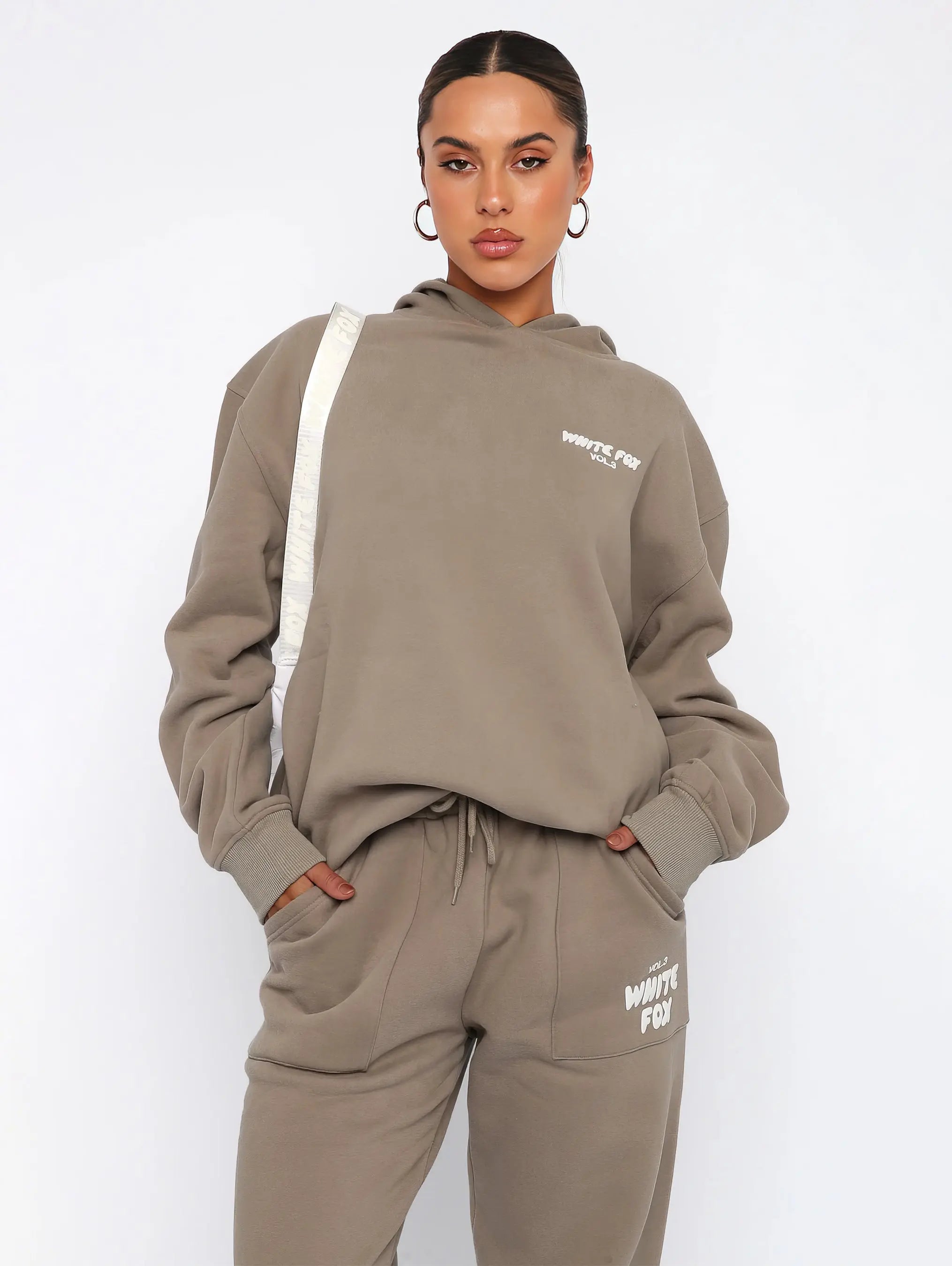 Relo | Matching Hoodie And Sweatpants Set 6